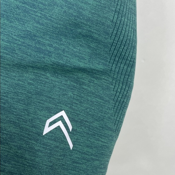 NWT Oner Classic Seamless Cycling Shorts Mineral Green Marl Medium - Picture 8 of 8